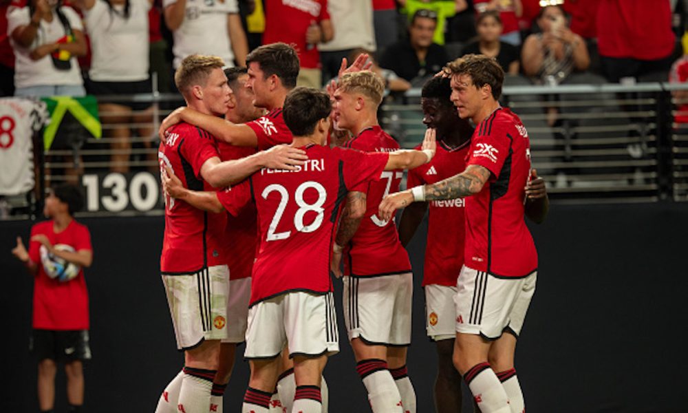 Harry Maguire with teammates