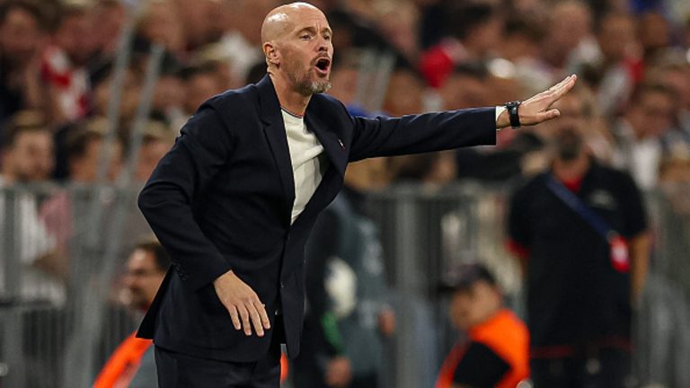 Manchester United planning new contract talks with Erik ten Hag