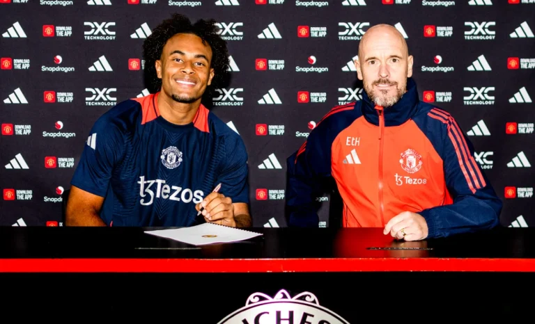 Joshua Zirkzee signs contract with Erik ten Hag
