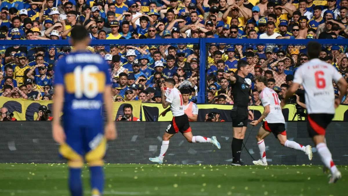 Boca Juniors fans angry after losing to River Plate