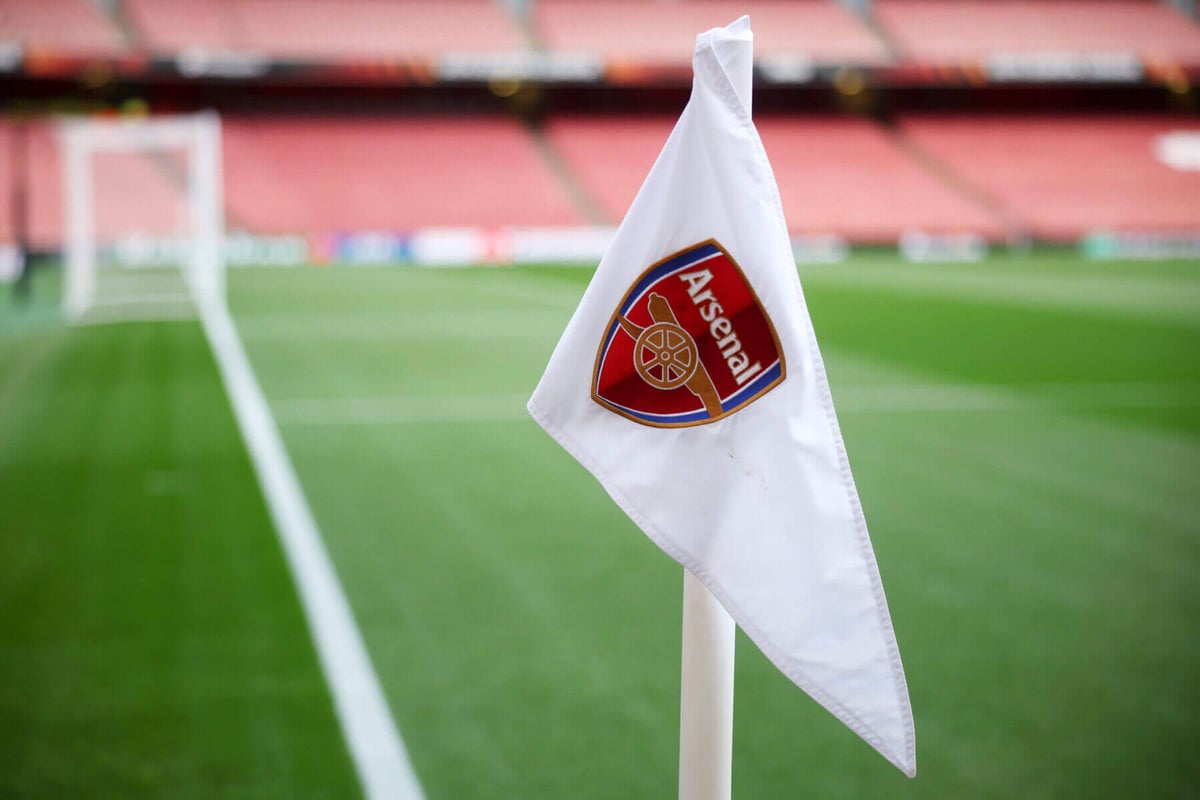 Arsenal Corner flag