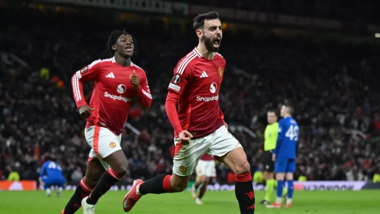 Bruno Fernandes Manchester United vs Rangers Celebration