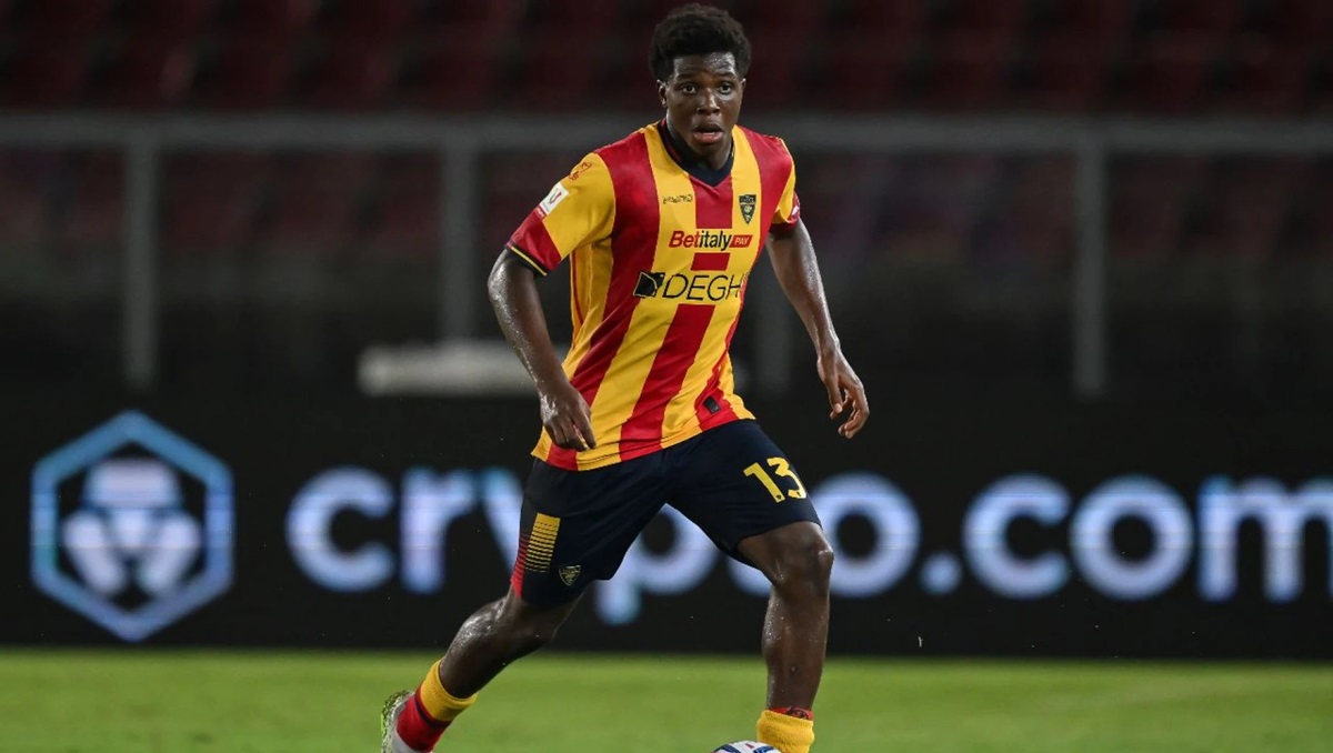 Patrick Dorgu Manchester United target