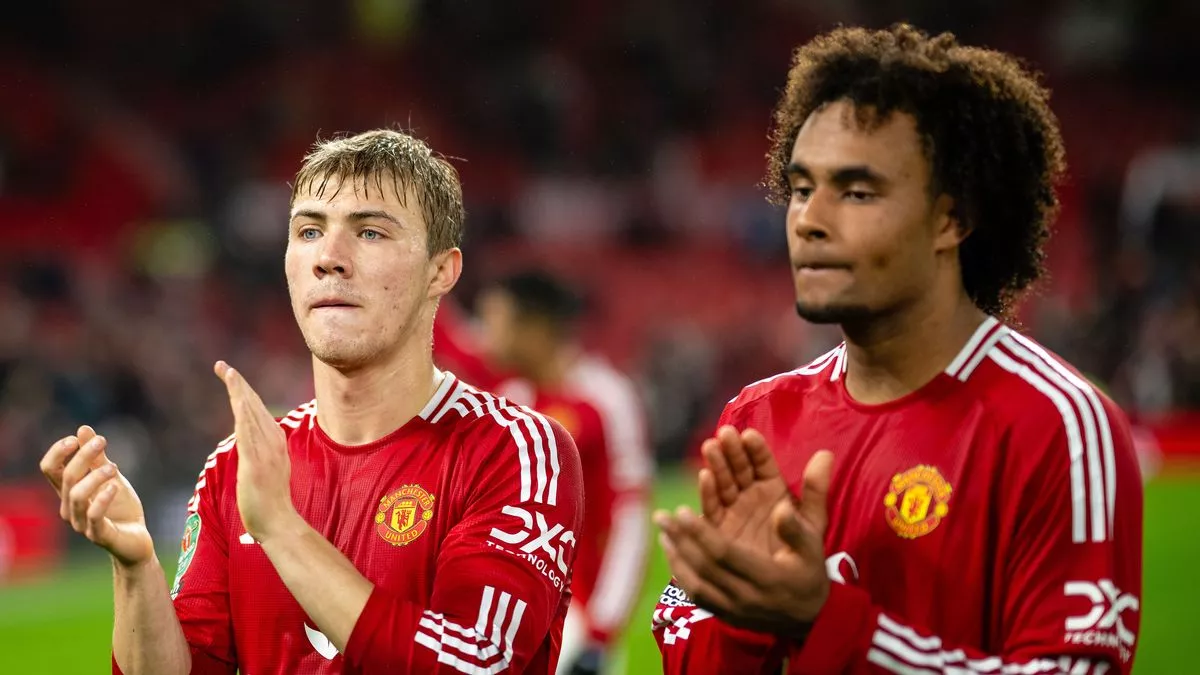 Joshua Zirkzee and Rasmus Hojlund Manchester United