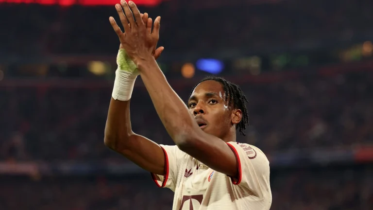 Mathys Tel Bayern Munich