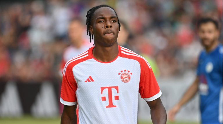 Mathys Tel Bayern Munich