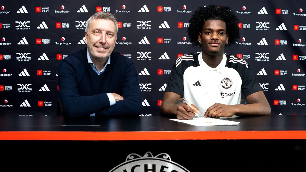 Ayden Heaven contract signing