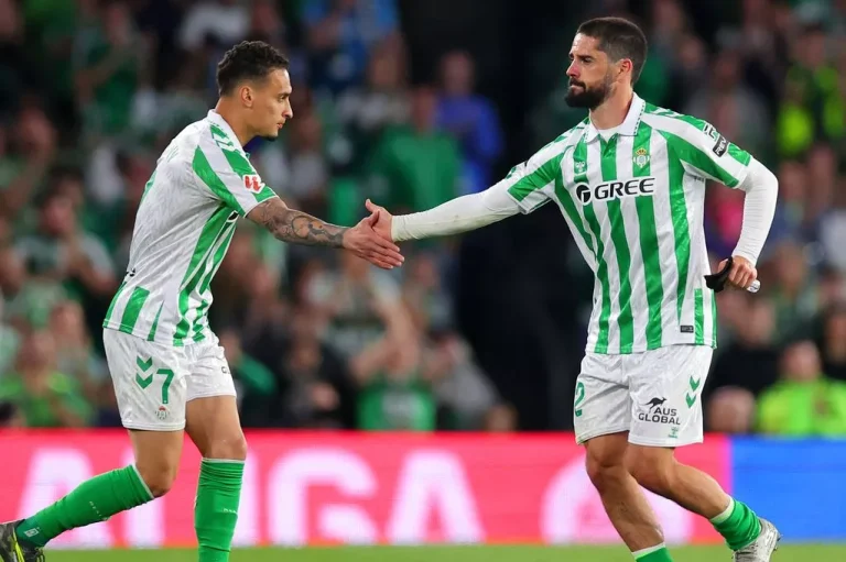 Antony and Isco Real Betis