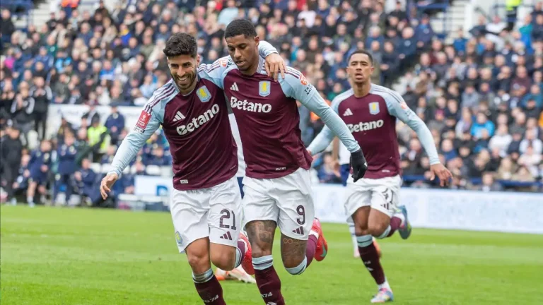 Marcus Rashford Marco Alonso Aston Villa