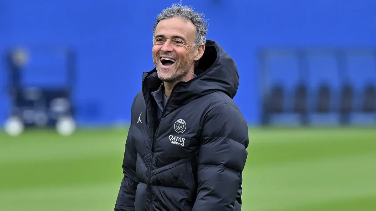 Luis Enrique PSG manager