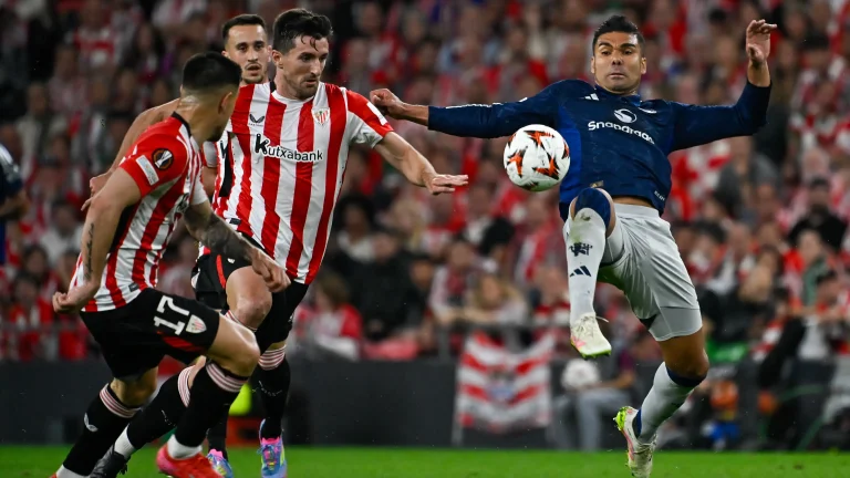 Casemiro vs Athletic Club