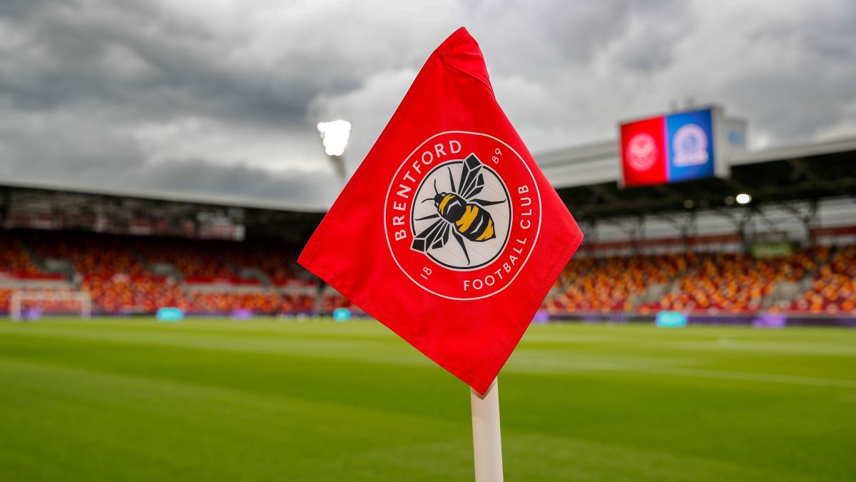 Brentford corner flag