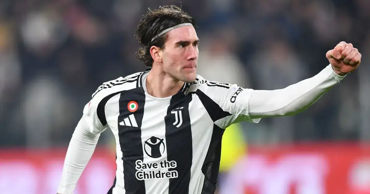 Dusan Vlahovic Juventus striker
