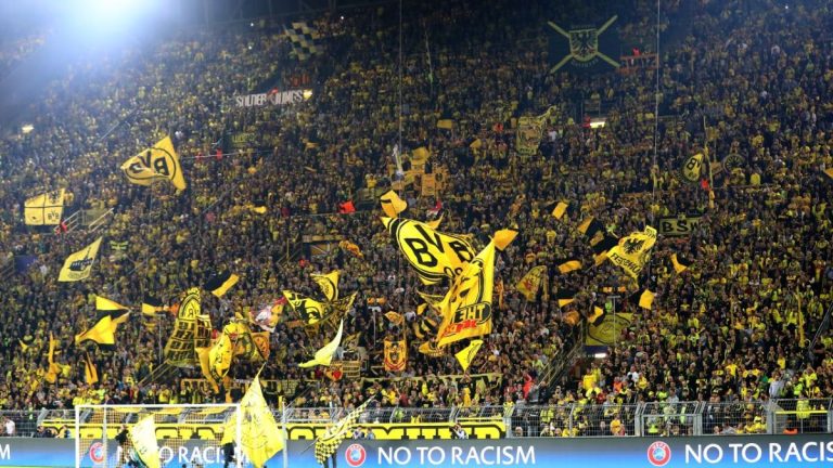 Borussia Dortmund yellow wall