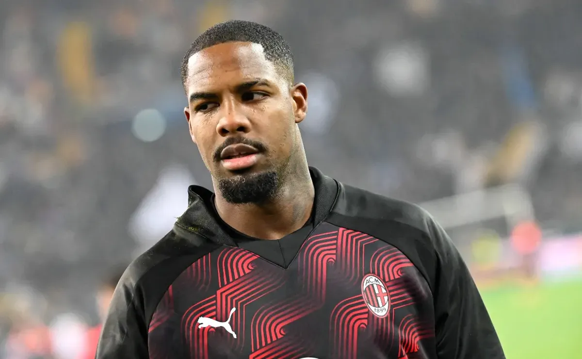 Mike Maignan AC Milan Goalkeeper