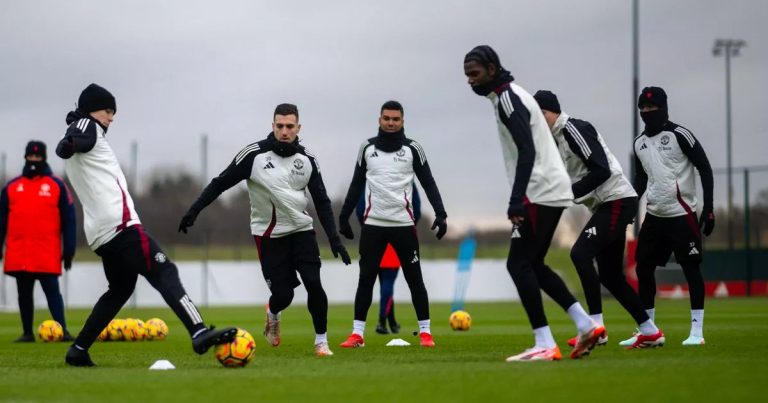 Manchester United training