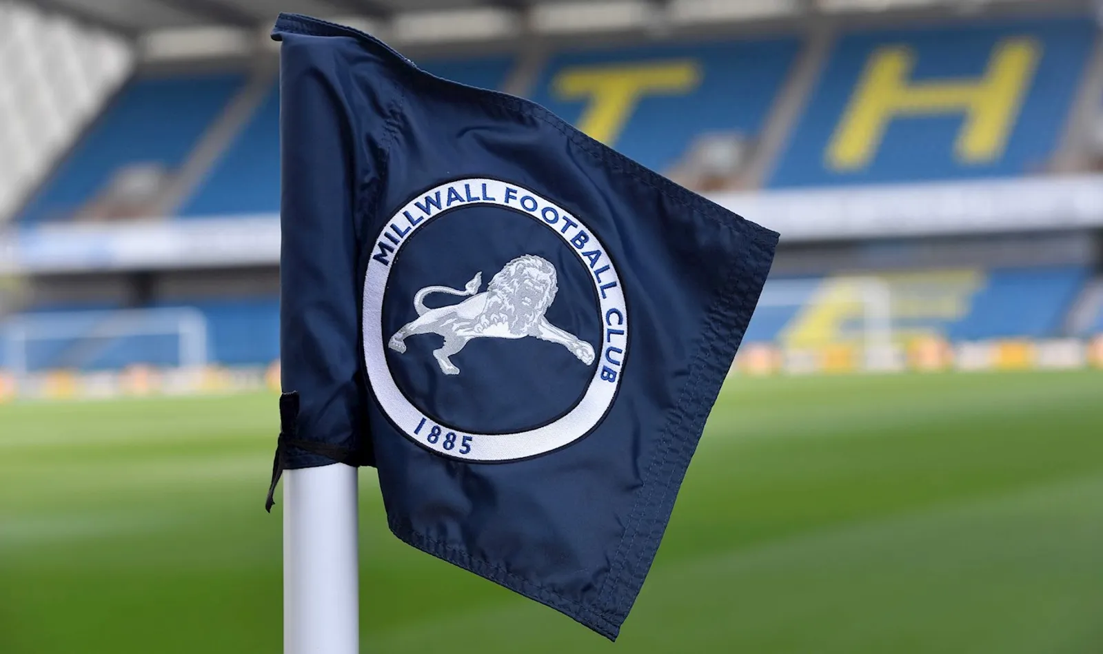 Millwall FC corner flag