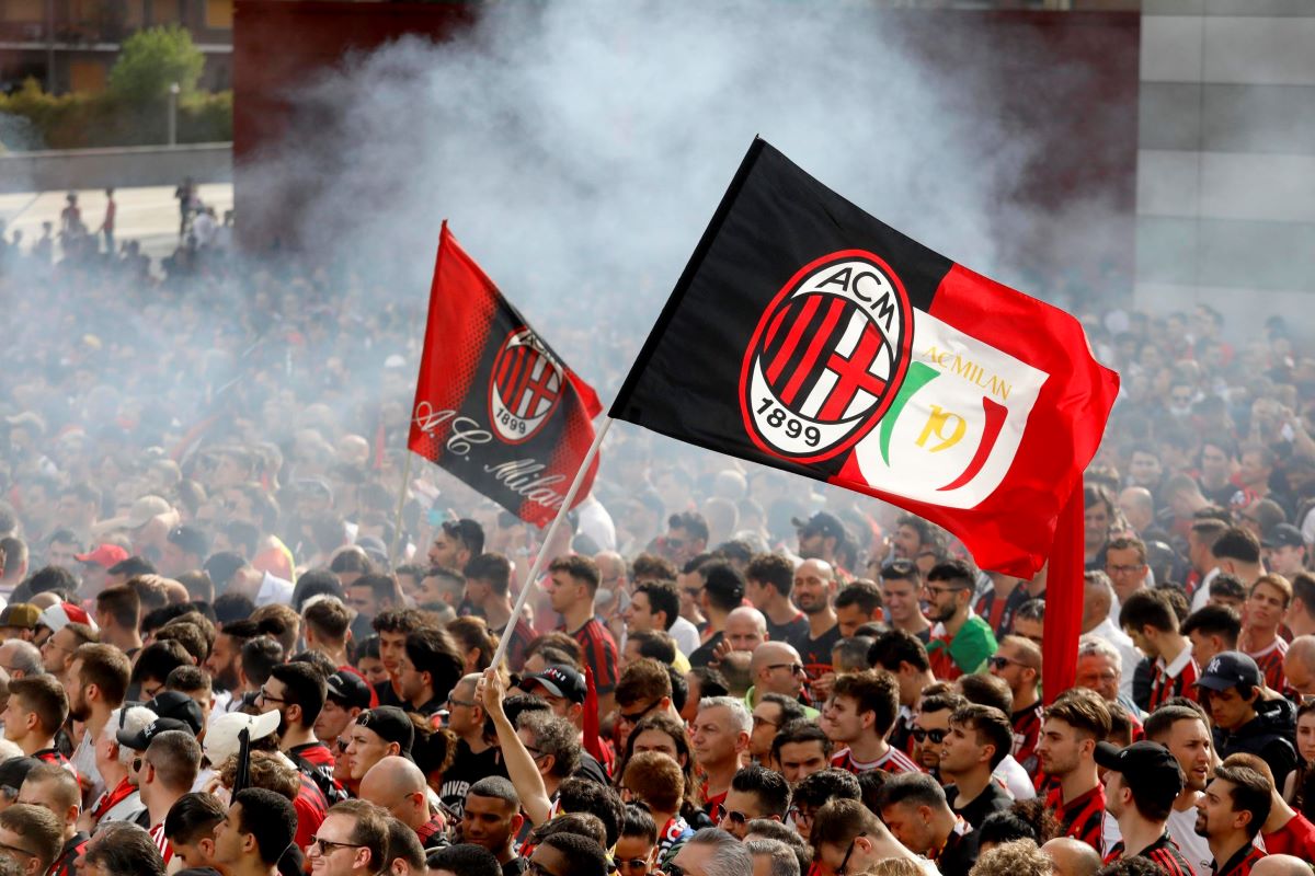 AC Milan fans