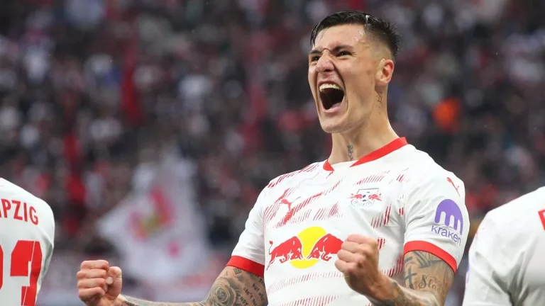 Benjamin Sesko RB Leipzig striker