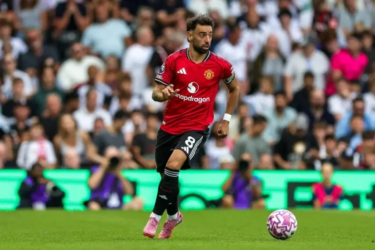 Bruno Fernandes in play vs Fulham