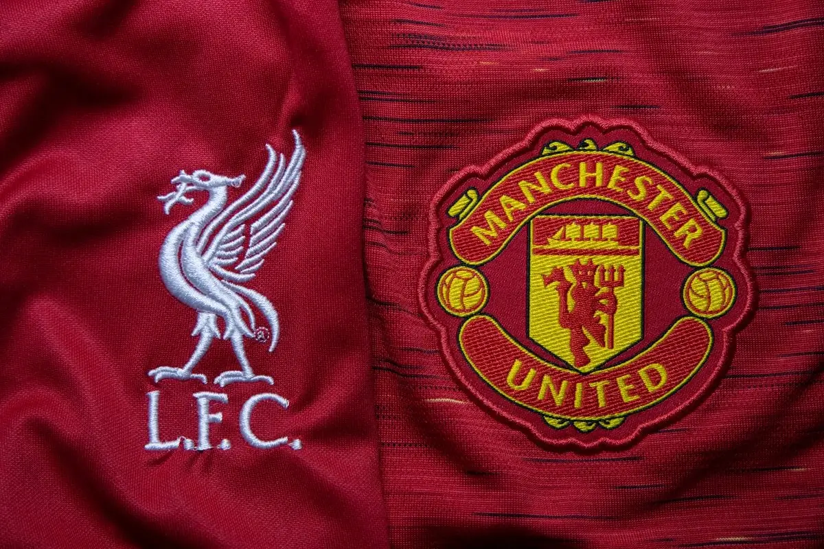 Liverpool and Manchester United crests