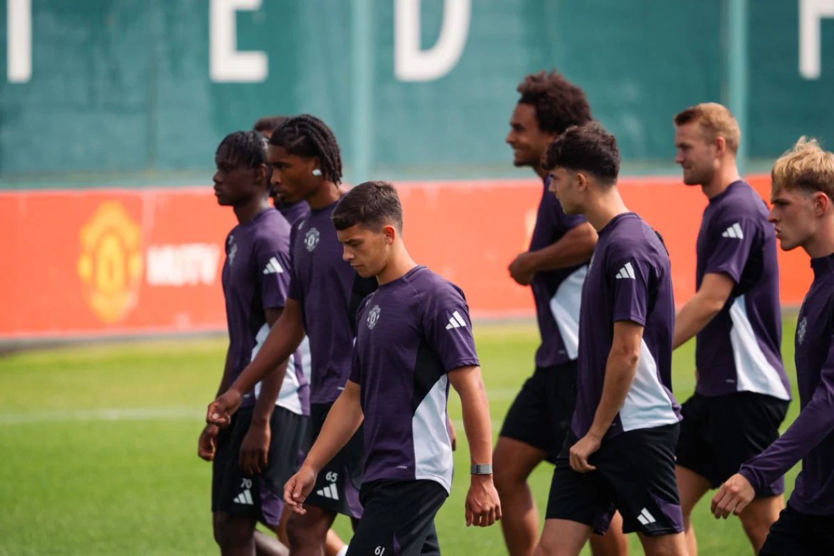 Manchester United training