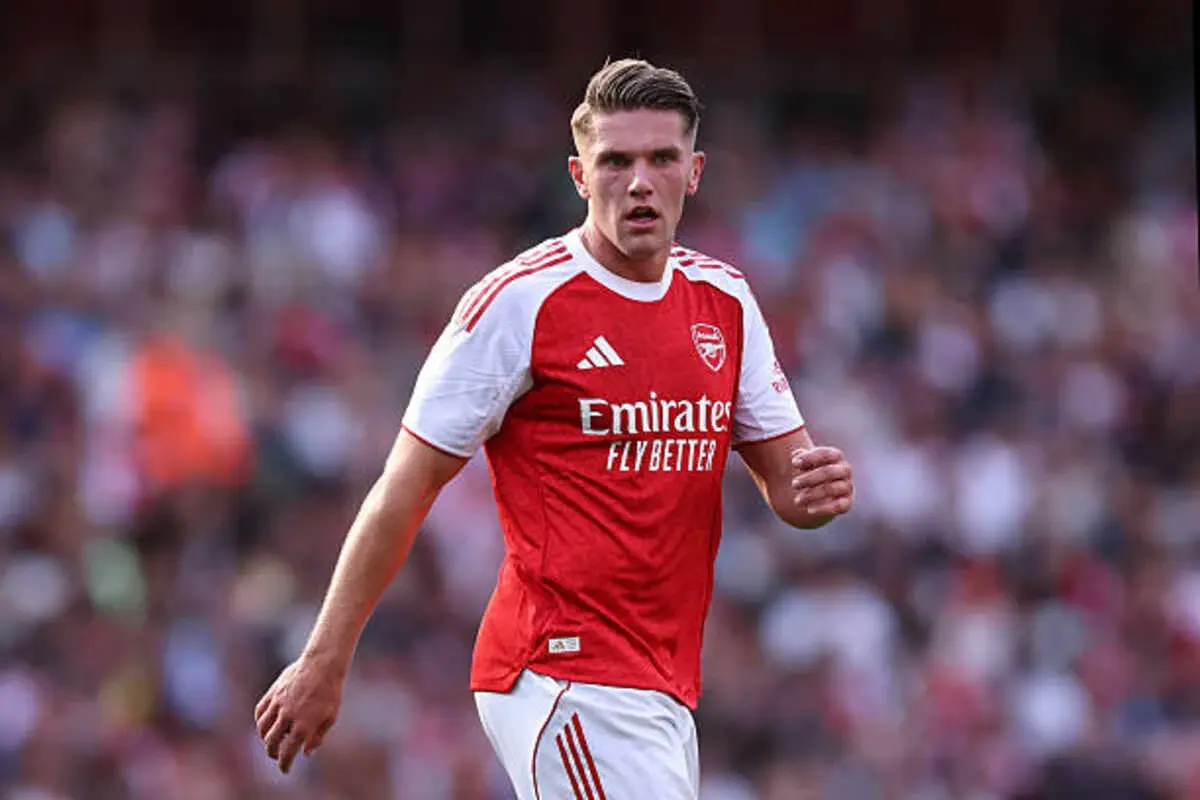 Viktor Gyokeres Arsenal Kit