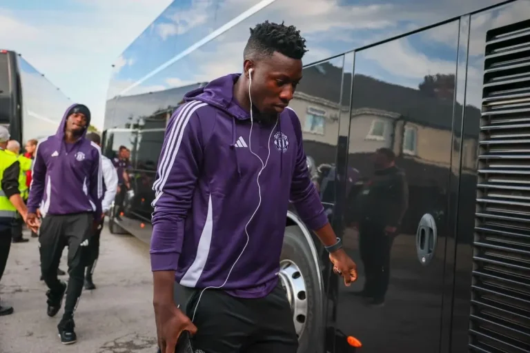 Andre Onana Manchester United team bus